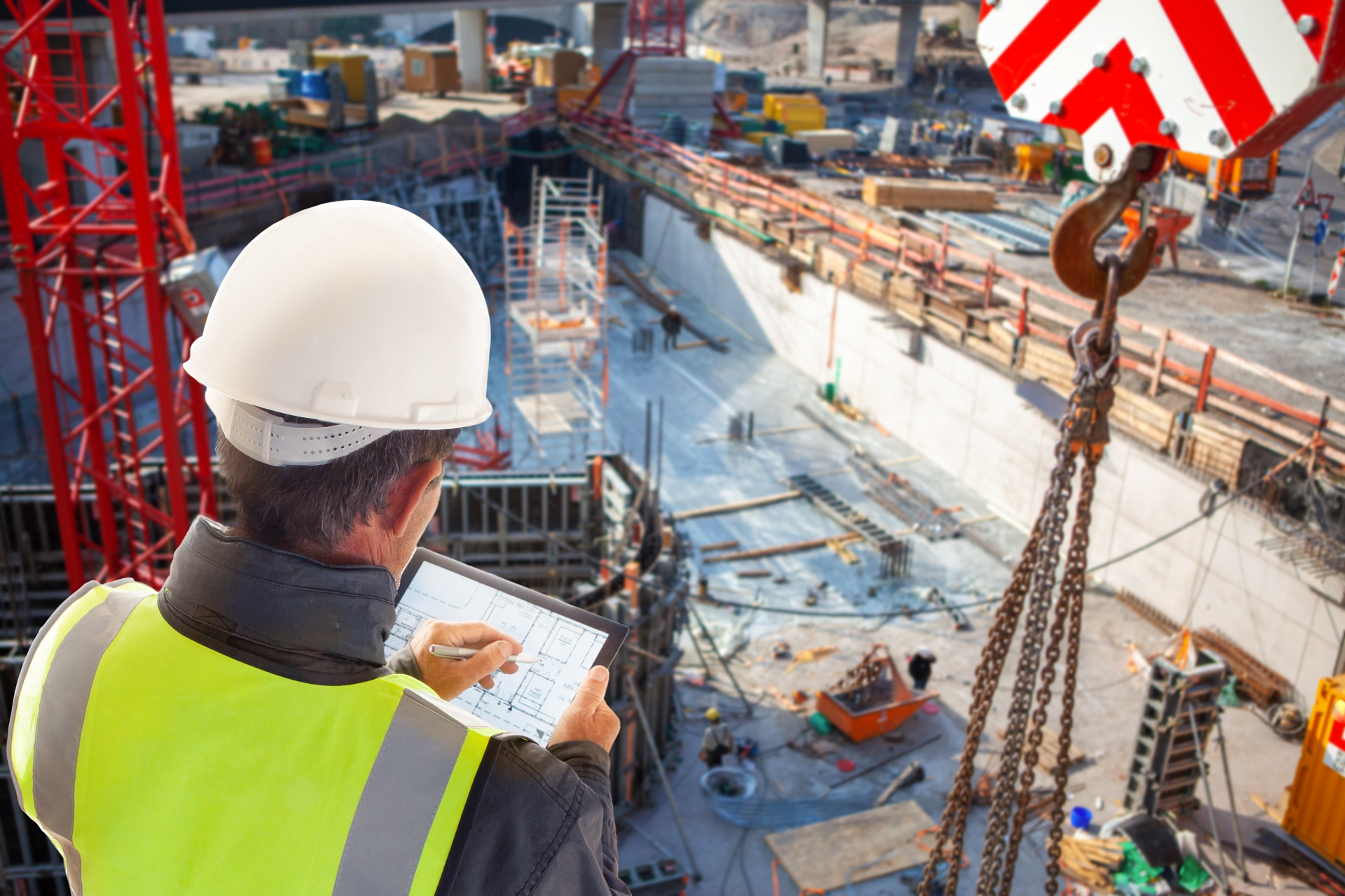 Опыт работы с СРО строителей: как она защищает права заказчиков и обеспечивает качество строительных работ