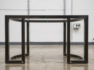 Maßgeschneiderte Metallmöbel: Kunst und Technik der individuellen Herstellung