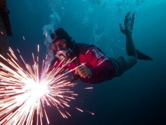 Soldadura subacuática: uno de los oficios más peligrosos y bien pagados
